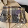Bufanda Maillard Mujer Invierno 2024 Nuevo Estilo Coreano Gama Alta Retro Cuadros Cálida Bufanda Hombre Lana Pareja