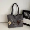 Lona Puntadas de Color Contrastante Gran Capacidad Retro 2025 Nueva Moda Simple Estilo Extranjero Bolso de Hombro Axila Tote