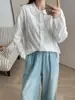 Otoño 2026 Nuevo Estilo Japonés Jacquard Bordado Cuello Solapa Camisa Cardigan Blanco Color Sólido Manga Larga para Mujer