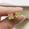 Aretes de Diamante Amarillo Diamante de Alto Carbono [Liquidación Envío Gratis] Sencillos Ins Cuadrado de Princesa 6*6mm Aretes Corte Flor de Hielo Plata S925