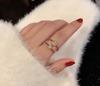 Anillo Wo Shing para Mujer Anillo de Dedo Distintivo ins Moderno Cool Versátil Coreano Simple Elegante Exquisito Anillo de Cola Abierta