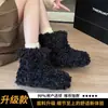 Nuevas botas de pelo de oso para el invierno 2026, zapatos de invierno de moda y tendencia para exteriores, populares botas de nieve de lana de cordero de celebridad de internet