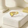 Anel Coração Colorido com Cravação de Diamantes em Aço Inoxidável Banhado a Ouro 18K, Fashionável, Doce, Fofo, Simples e Versátil, Estilo Ins, para Mulheres