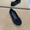Sapatilhas de veludo com bolinhas estilo francês com laço, nova coleção feminina 2026, elegantes e versáteis, bico fino, bico redondo, sapatos baixos