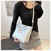 Bolso Grande de Color Sólido para Mujer 2024 Primavera y Verano Nuevo Gran Capacidad Alto Nivel Lujo Ligero Bolso de Hombro Cruzado Casual para Mujer
