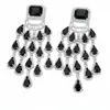 Pendientes Largos de Borla Cuadrada con Diamantes y Tachuelas Plateadas, Pendientes de Lujo Ligero de Gama Alta, Estilo Europeo y Americano Exquisitos y Exagerados Accesorios para Orejas de Nicho