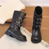 Botas de motocicleta para meninas 2026 novas botas de couro de outono e inverno Botas Martin de cano alto Botas princesa pretas de cano médio que aumentam a altura e emagrecem