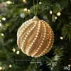 Nuevos adornos de bola de espuma con patrón de ola de perlas brillantes temática navideña para crear una atmósfera festiva y decorar fiestas