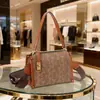 Bolsas de Mano para Mujer Transfronterizas Comercio Exterior Modelo Nuevo 2026 Moda Retro Europea y Americana Versátil Monograma Bolso de Hombro Cruzado para Mujer