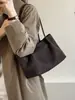 Bolsa de mano de gran capacidad estilo coreano, elegante bolsa de hombro individual para mujer otoño 2026, bolsa de axila de alta apariencia, bolsa para el trabajo