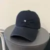 Gorra de béisbol bordada con letra simple estilo coreano para mujer, versátil para primavera y verano, nuevo estilo callejero que hace que la cara se vea más pequeña, gorra de sol para estudiantes