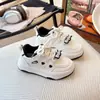 Zapatos Individuales para Niñas Tenis 2025 Otoño Nuevo Versátiles Transpirables a Prueba de Frío de Lona para Niños Zapatos de Suela Suave para Campus