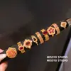 Elegância Floral! Anel Aberto Quadrado Flor de Zircônia Vermelha, Joia Vintage de Alto Padrão Estilo Nicho para Mulheres