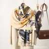 Bufanda jacquard de doble cara estilo japonés y coreano con pequeñas flores, imitación cachemir, versátil para otoño e invierno, chal cálido para mujer
