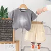 Ropa para niños Traje de verano para bebé 2025 Nuevo Ropa casual de cuello redondo con letras para niños Traje de verano para bebé para niños Venta al por mayor