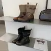 Botas Holgadas de Tacón Grueso con Hebilla de Cinturón Retro Nuevas Otoño 2026 para Mujer, Caña Corta Adelgazantes Versátiles Botas de Montar, Negro