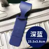 Etiqueta de equipaje de cuero PU de doble cara con logotipo y color personalizados, Etiqueta de equipaje de estilo colgante largo con tablero de cuero cosido para tarjeta de embarque