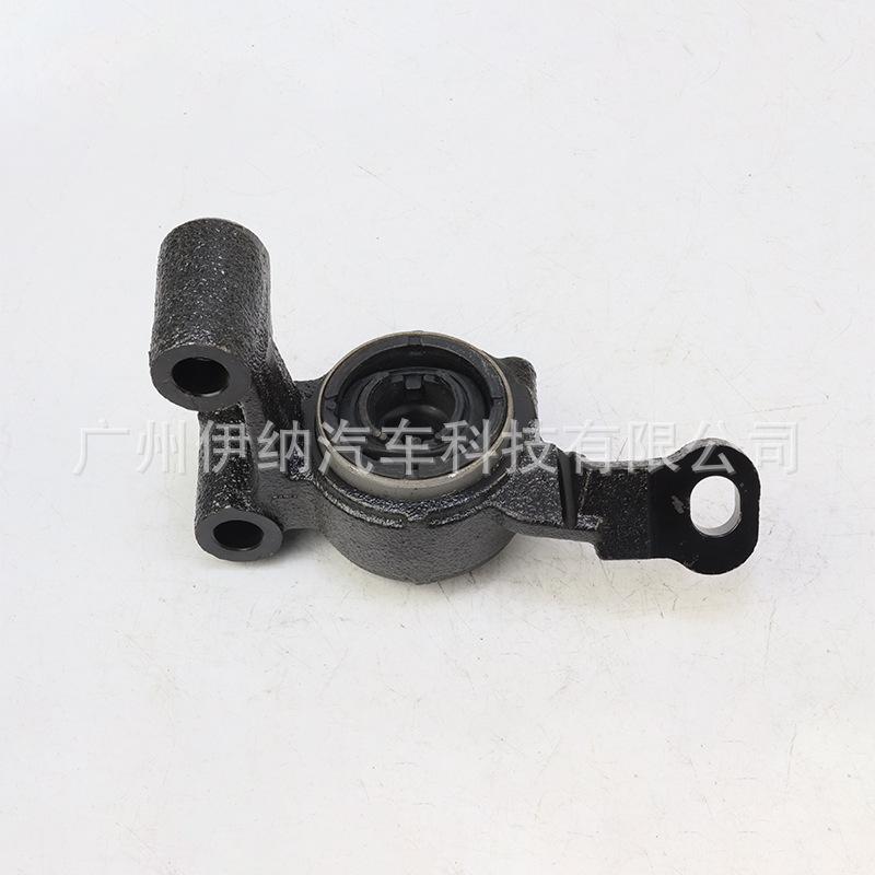 31126772235左前摆臂胶 (5)