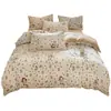 Juego de ropa de cama de cuatro piezas de terciopelo de leche engrosado clase A, sábana de cama de franela de terciopelo coral, funda de edredón, juego de tres piezas para dormitorio de estudiante, invierno