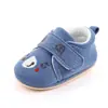 Zapatos nuevos para bebé de Primavera y Otoño, zapatos de suela de goma suave, zapatos para bebé, zapatos para niño pequeño bordados de dibujos animados, ventas directas de fábrica 2389