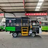 Veículo de coleta e transferência de lixo sanitário autocarregável e autodescarregável de nova energia multifuncional de quatro rodas para remoção de lixo