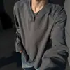 Camiseta de manga larga negra de terciopelo para hombre, otoño e invierno, sudadera americana de peso pesado con cuello en V, corte ajustado, sin capucha, capa interior, camiseta básica