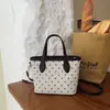 Cross2026 Bolso de Hombro Único Retro Nuevo de Otoño para Mujer, Moda de Nicho, Bolso de Axila, Bolso de Mano Elegante y Moderno