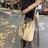 Bolso de Cubo de Lona Casual Artístico Nicho Estilo Coreano Bolso de Hombro con Cordón a la Moda para Mujer Celebridad de Internet Bolso Cruzado de Nailon Plisado
