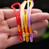 Cuerda de cáñamo fina cabeza de cuerda de tres anillos mango de cuerda bolsa de llaves accesorios de joyería cordón de borla venta al por mayor de fábrica
