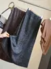 Saia Midi de Cintura Alta Estilo Coreano com Estampa de Leopardo Linha A para Mulheres Outono Nova Chegada Emagrecedora Versátil Chique Camurça