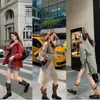 Mesmo Estilo da Mãe Uva, Aumento de Altura de 4cm~ Mesmo Estilo de Xin Zhilei, Novo Modelo 26, Botas de Equitação de Meia-Canela com Fivela de Couro Costurado para Mulheres