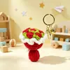 Produto Acabado de Crochê DIY Feito à Mão Chaveiro de Flor de Mão Pequeno Pingente Presente de Aniversário Chaveiro de Carro para Venda por Atacado