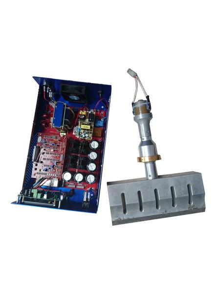 电箱内部及换能器一套