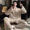Pijama para Hombre Primavera y Otoño Seda de Hielo Manga Larga 2026 Nuevo Dibujos Animados Elegante Juvenil Seda Otoño Conjunto de Ropa para el Hogar