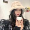 Directo de fábrica sombrero de pescador de felpa para mujer estilo coreano todo partido sombrero de cubo japonés engrosado cálido en stock pelo liso