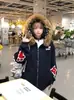 Jaqueta de Zíper com Gola de Pelo Bordada Estilo Americano Tendência Nacional Estudante Feminina Inverno Quente Forrada com Fleece Casuais com Capuz
