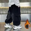 Pantalones Vaqueros de Terciopelo Grueso para Niños Otoño e Invierno 2026 Nuevo Estilo Pantalones Largos de Terciopelo Engrosados de Invierno para Niños Pantalones de Bebé de Terciopelo de Moda