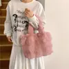 Nova Bolsa de Ombro de Pelúcia da Moda para Comércio Exterior e Vendas Transfronteiriças, Bolsa Tote Versátil de Grande Capacidade para o Dia a Dia