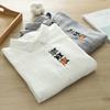 Camiseta de algodón suave de doble capa con bordado de gato de manga larga para mujer 2024 Primavera y Otoño Nueva Camiseta top adelgazante que reduce la edad