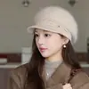 Boina tejida de otoño e invierno para mujer, estilo coreano, moderna y retro, visera corta, diseño hacia adelante, gorro de lana cálido, hace que la cara se vea más pequeña, versátil