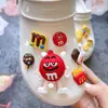 Transfronterizo Nuevo M frijolitos de gelatina zapatos con agujeros decoración de flor de zapato accesorios diy zapatos de jardín muñeca tridimensional hebilla de zapato traje