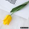 Flor de simulación de alta gama al por mayor, tulipán hidratante de una sola mano, decoración de mesa de comedor para el hogar, flor de boda, flor falsa