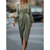 Vestido Elegante de Novo Estilo Transfronteiriço com Decote Cruzado, Pregas, Fenda e Mangas Bufantes Irregulares de Manga Longa para Mulheres