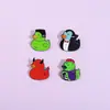 Série de broches periféricos de novo filme transfronteiriço, criativo, desenho animado, formato de pato fofo, acessórios de metal, emblema, atacado