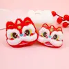 Broche de Pelúcia Leão Vermelho e Branco Desenho Animado, Acessórios Festivos de Ano Novo, Sapatos Estilo Chinês, Chapéus, Roupas, Acessórios de Cabelo, Atacado