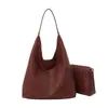 Yuezhi 2026 Verão Nova Bolsa Tote Casual Retrô de Grande Capacidade Versátil Estilosa de Ombro Tecida para Mulheres