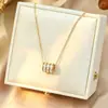 Venta Caliente Cruzada Simple Acero de Titanio No se Desvanece Bola de Oro Pequeña Anillo Redondo Placa Redonda Lujo Ligero Exquisito Versátil Cadena para Clavícula Eslabón Grande