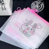 Bolsa de Almacenamiento de Conejo Transparente Escarchada Simple con Tirador Girly Multifuncional Súper Práctica Doble Capa 20 Denier Portátil Impermeable