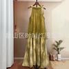 Vestido francés 2025 Nuevo Yunnan Sanya Estilo de Vacaciones Vestido de Malla Plisada con Cuello Colgante y Escote Largo