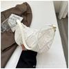 Bolsa Grande para Empanadas para Mujer 2026 Nuevo Estilo Bolso de Mano Nicho Estilo Occidental Texturizada Acolchada para Viajes Diarios Hombro Axila